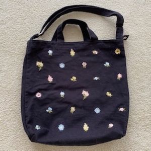 Baggu Embroidered Ditsy Floral Duck Bag